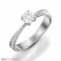 Picture of 0.33 Total Carat Classic Engagement Round Diamond Ring