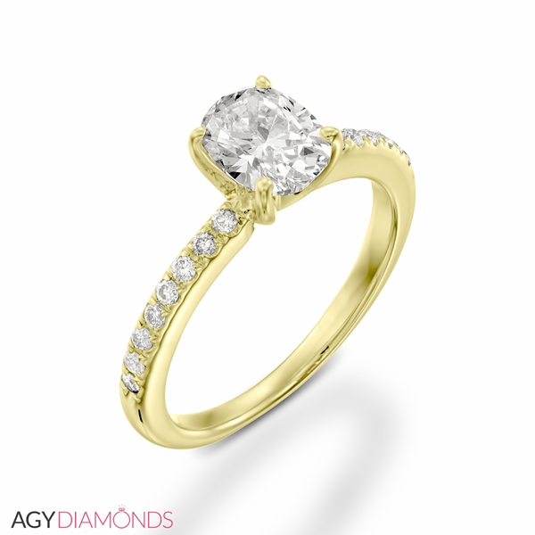 Picture of 0.86 Total Carat Classic Engagement Oval Diamond Ring