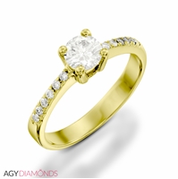 Picture of 0.47 Total Carat Classic Engagement Round Diamond Ring